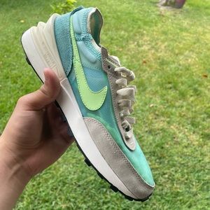 Nike Waffle One